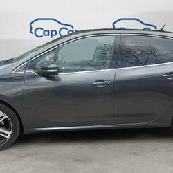 Peugeot 208 1.2 PureTech 110 GT Line Ch&acirc;tenay-Malabry