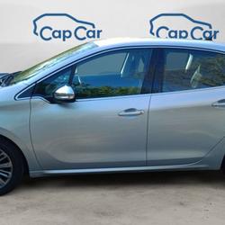 Peugeot 208 1.2 PureTech 110 Allure Paris 12e Arrondissement