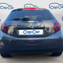 Peugeot 208 I 1.2 PureTech 82 Signature Rillieux-la-Pape