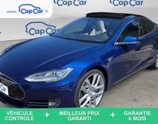 Tesla Model S Surgères
