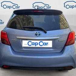 Toyota Yaris 1.5 VVTi 100 Hybrid E-CVT Dynamic - Automatique Entretien constructeur Paris 6e Arrondissement
