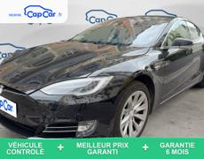 Tesla Model S Puteaux
