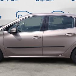 Peugeot 208 1.6 e-HDi 92 Allure Pont-&Eacute;v&ecirc;que