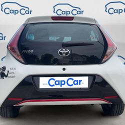 Toyota Aygo 1.0 VVTI 69 X-Play Mont&eacute;limar