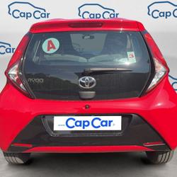 Toyota Aygo II 1.0 VVT-i 72 BVA5 X-Play Mennecy