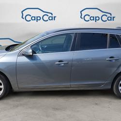 Volvo V60 2.0 D3 150 Geartronic 8 Momentum Business Lyon 8e Arrondissement