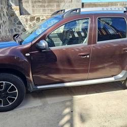 Dacia Duster 1.5 Blue dCi 115 Black Touch occasion - Saint-Louis - photo 2/29
