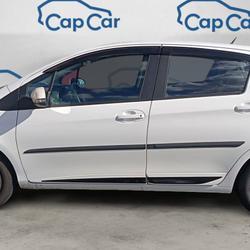 Toyota Yaris 1.5 VVT-i 110 CVT Dynamic - Automatique occasion - Angers - photo 2/28