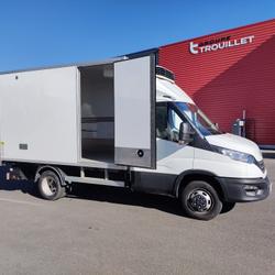 Iveco Daily FRIGO 12M3 160 CV ROUES JUMELEES HAYON CAISSE CAZAUX GROUPE CARRIER 3.5 T Avrainville