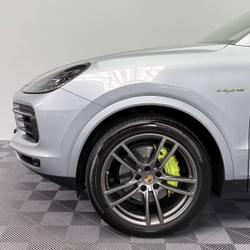 Porsche Cayenne E-Hybrid - 340 ch - Toit Pano - Attelage - Cuir - Porsche Approved !!! Franqueville-Saint-Pierre