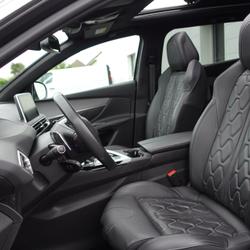 Peugeot 5008 180CH EAT8 GT + ATTELAGE AMOVIBLE / TOIT PANORAMIQUE / GARANTIE 12 MOIS Connerr&eacute;