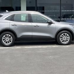 Ford Kuga Kuga 2.5 Duratec 190 ch FlexiFuel FHEV Bio&eacute;thanol Powershift Titanium Saint-Ouen-l'Aum&ocirc;ne