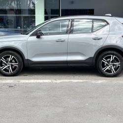 Volvo XC40 XC40 B3 163 ch DCT7 Plus Saint-Ouen-l'Aum&ocirc;ne