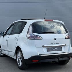 Renault Scenic 3 III 1.5 DCI 110 CH BVA6 INITIALE PARIS / DISTRIBUTION &Agrave; JOUR Pornichet
