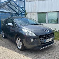 Peugeot 3008 1.6 e-HDi 115ch FAP BMP6 BLUE LION Feline Saint-Herblain