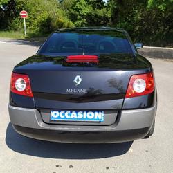 Renault Megane CC CC 2.0 16V Sport Dynamique Saint-Philbert-de-Grand-Lieu