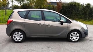 Opel Meriva  - Essentia - photo 2