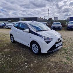 Toyota Aygo 1.0 VVT-i x occasion - R&eacute;den&eacute; - photo 2/17