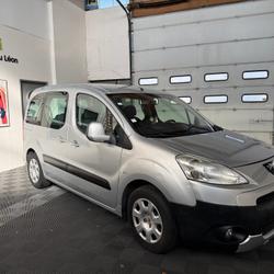 Peugeot Partner Tepee 1.6 HDi 90ch Pack Limited + attelage occasion - Landivisiau - photo 3/15
